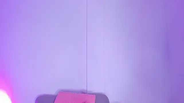RoseCassieのライブXXXチャット
