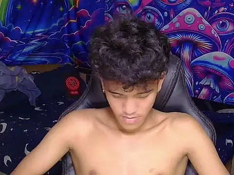 hugekenbigcock Live XXX Chat