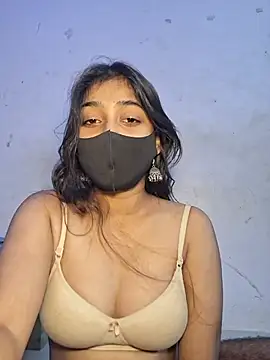 aparnathakur Chat XXX in diretta