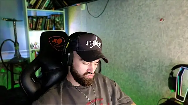 _Serious_Man Chat XXX live