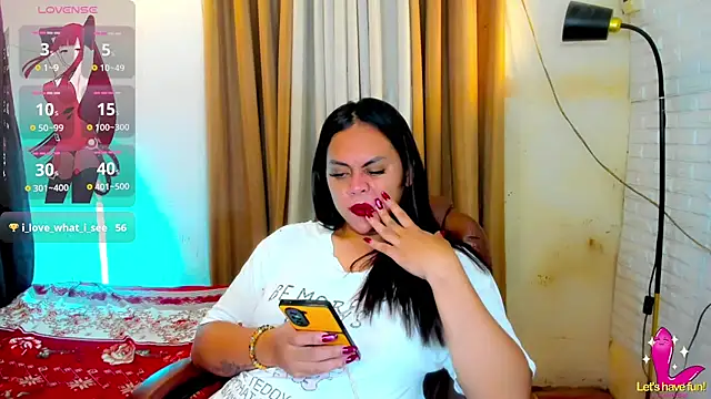 Chat +18 de Sweet_Khimmy ao vivo