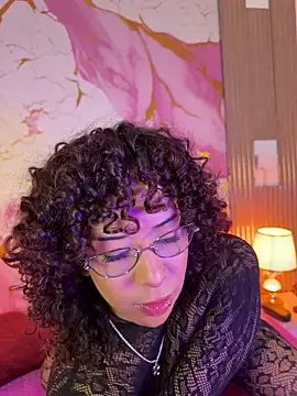 Chat XXX en directo de Woo_isDaphne