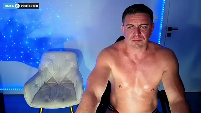 XXX chat uživo modela PureTempt