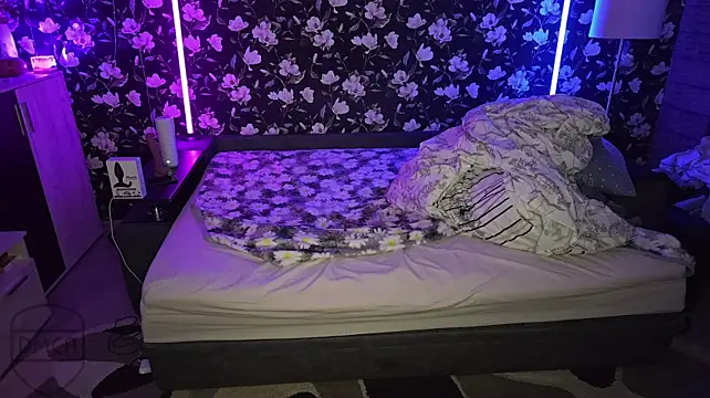 Chat XXX Live Vuitton
