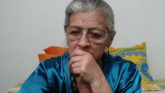 Chat XXX ao vivo de candy_mature_