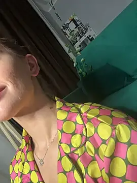 Chat +18 de LittleFox___ ao vivo