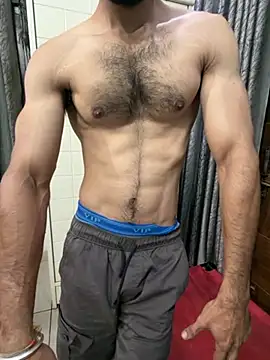 PouringLust Adlı Modelin Canlı XXX Sohbeti