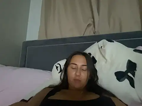 Lizzylouxox: вебкам-шоу