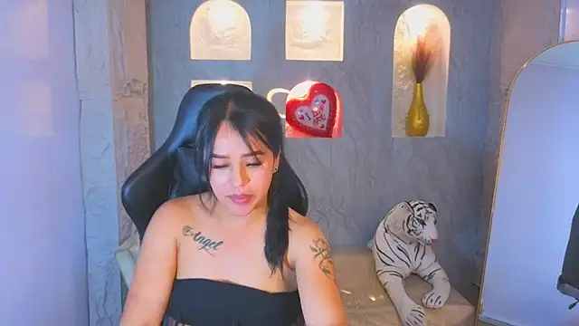 Živý XXX chat Lore18_b
