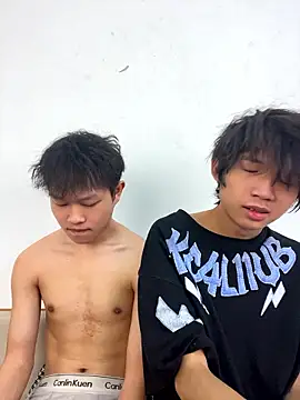 -OvO-n Live XXX chat