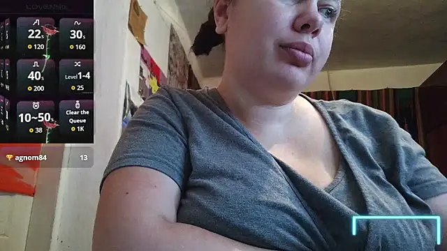 Cora_Maro Chat XXX in diretta