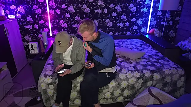 Vuitton Chat XXX live