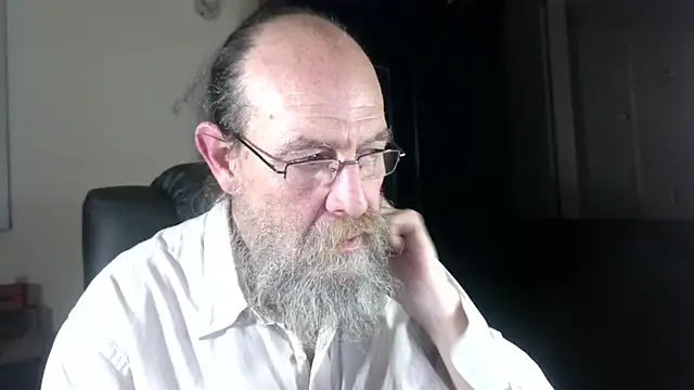 Uncle_Hottie Adlı Modelin Canlı XXX Sohbeti