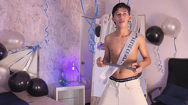 Онлайн чат XXX dave_eliot