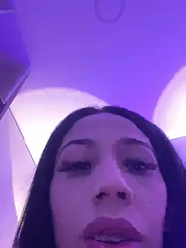 Czat XXX na żywo – MAHOMI_ROSE