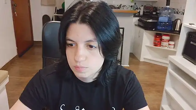 Онлайн чат XXX kyslrana