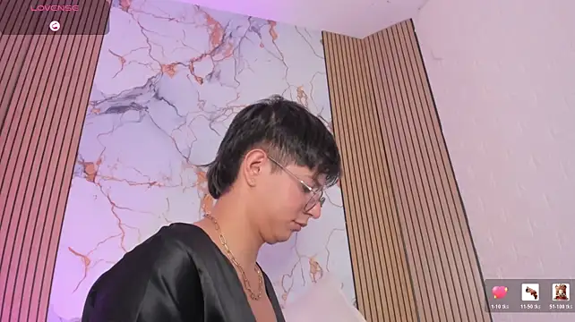Chat XXX en directo de VickBennet