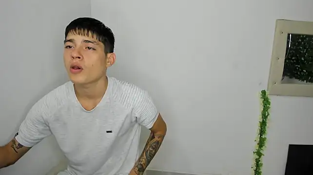The_beby_guy 라이브 XXX 채팅