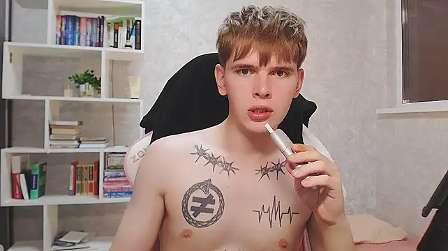 Fredd_Xanders Adlı Modelin Canlı XXX Sohbeti