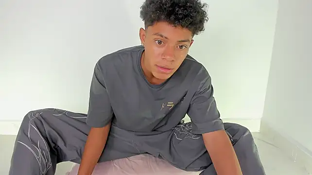 Онлайн чат XXX Taley_Carter