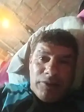 Chat +18 de Gusta86 ao vivo
