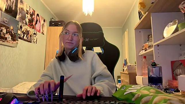 XXX chat uživo modela SoniaKotts