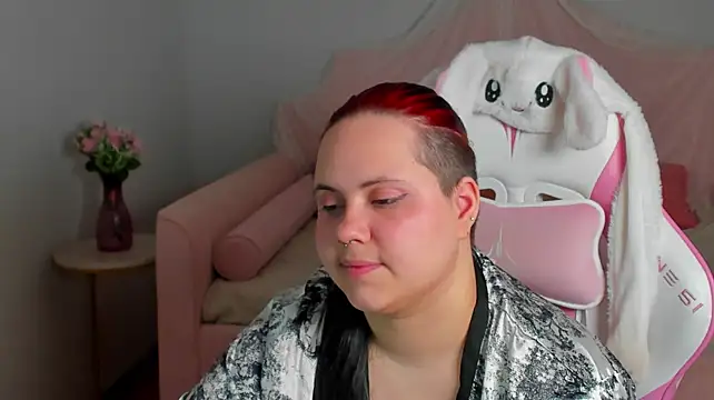 DaisyHarts' Live XXX Chat