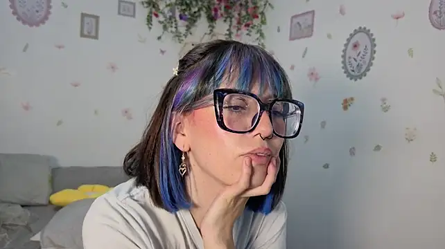 TheMiaDoll 라이브 XXX 채팅
