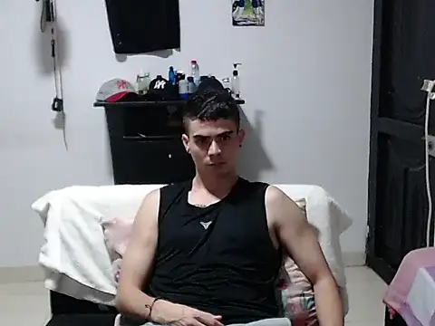 Zac_Efront 即時 XXX 聊天