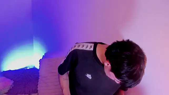 XXX chat uživo modela Aleaurarashii