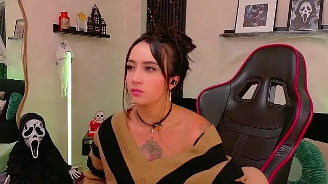 Chat XXX en directo de EmmyEvans1