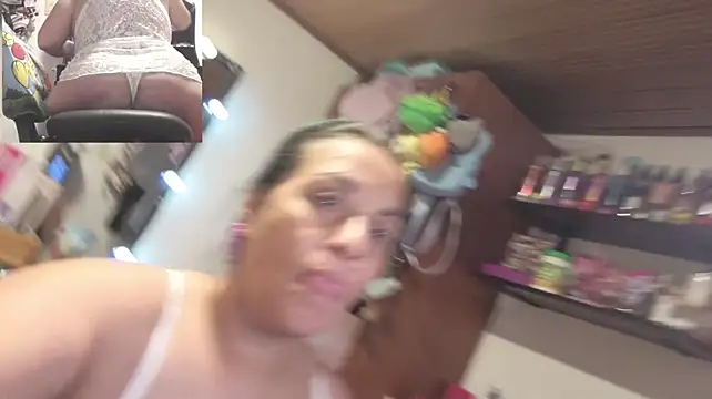 zoe_hotxxx Adlı Modelin Canlı XXX Sohbeti
