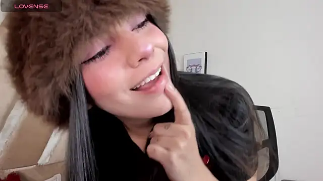 xhinata_hyugax Adlı Modelin Canlı XXX Sohbeti