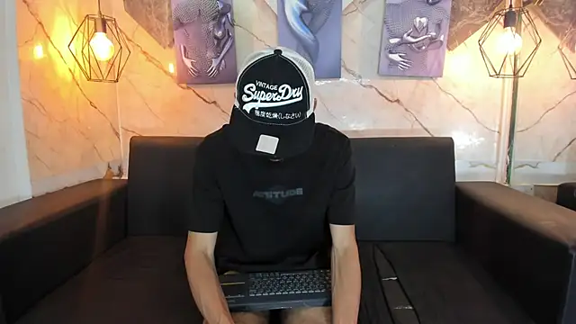Andres_BlessのライブXXXチャット