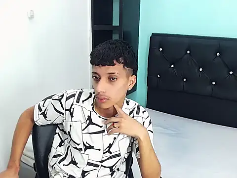 Онлайн чат XXX brayan__hot__
