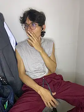XXX chat uživo modela MonoHotXXX