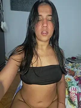 Secret_Doll_ Show in webcam
