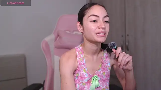 Czat XXX na żywo – taty-tits