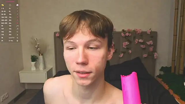 Онлайн чат XXX cuMte_boy