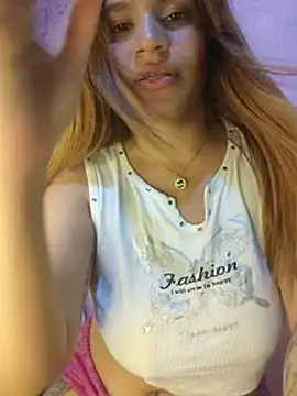 SexyFriends_ Adlı Modelin Canlı XXX Sohbeti