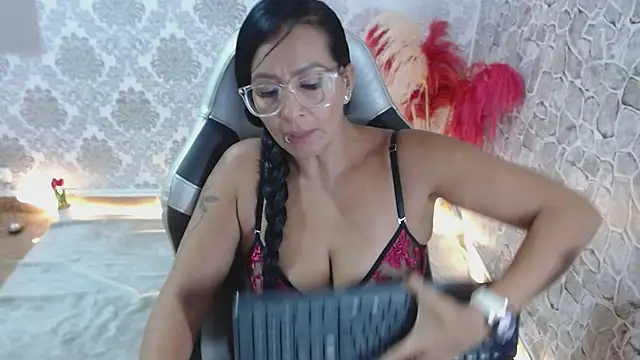 isabellaobregon2 লাইভ XXX চ্যাট