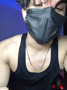 Chatroom XXX en direct de roxiii_