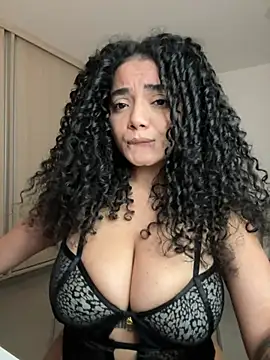 Czat XXX na żywo – Curlyierr