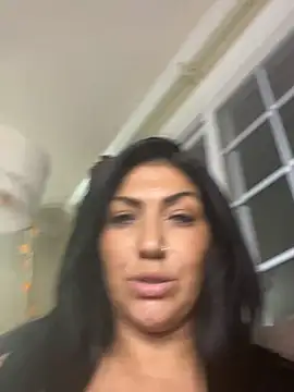 Chatroom XXX en direct de LittleMissEeve