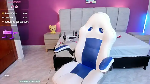 Littlee_Noemi's Live XXX Chat