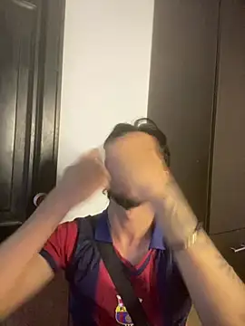 Kriss_Edwards 现场XXX聊天