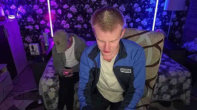 Онлайн чат XXX Vuitton