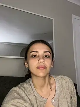 Chat XXX ao vivo de RetracedFairy
