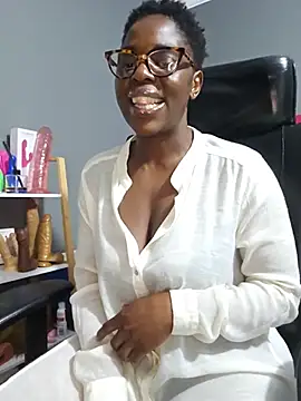צ'אט XXX בשידור חי של Shaniko89