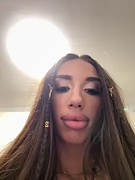 BlueEyes_BB's Live XXX Chat